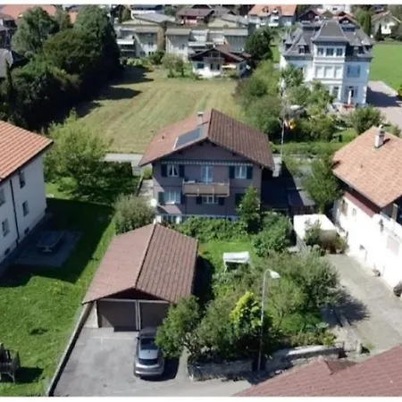 Swiss Alpine View Feriehus *