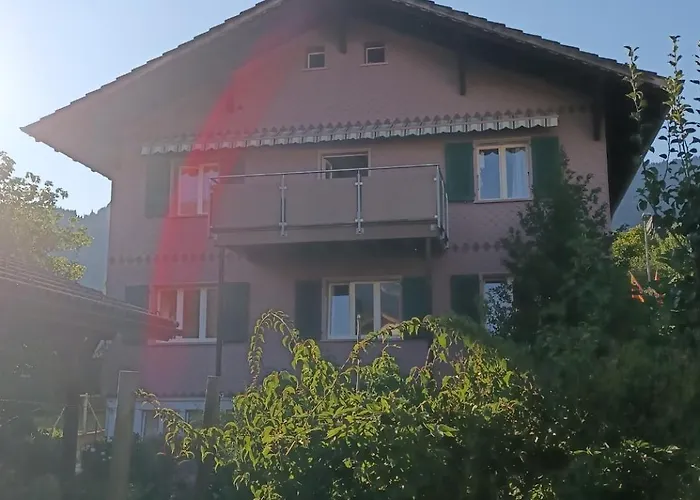 Swiss Alpine View Дом отдыха *